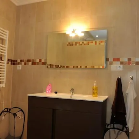 Modern In With Air Conditioning, 60 M².