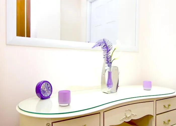 Modern In With Air Conditioning, 60 M². *