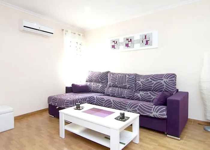 Lejlighed Modern In With Air Conditioning, 60 M².