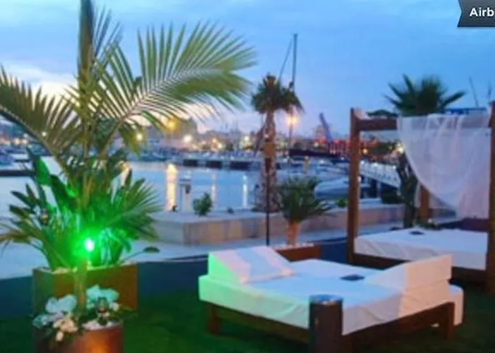 Modern In With Air Conditioning, 60 M².