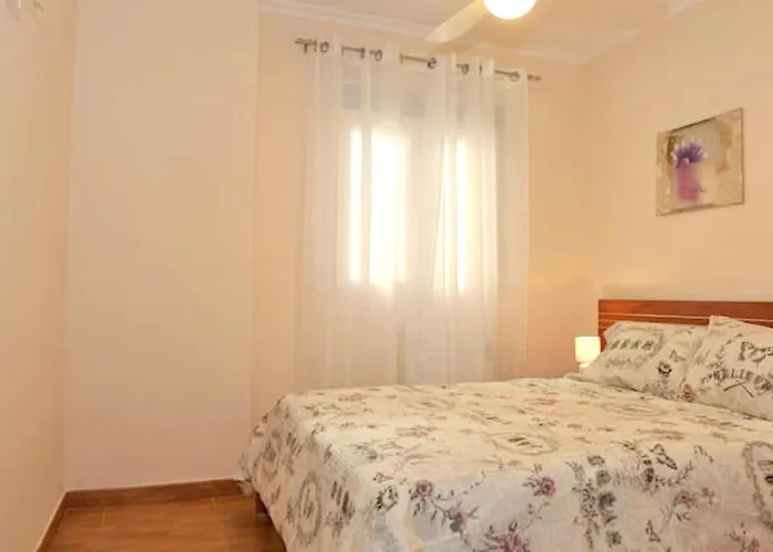 Lejlighed Modern In With Air Conditioning, 60 M².